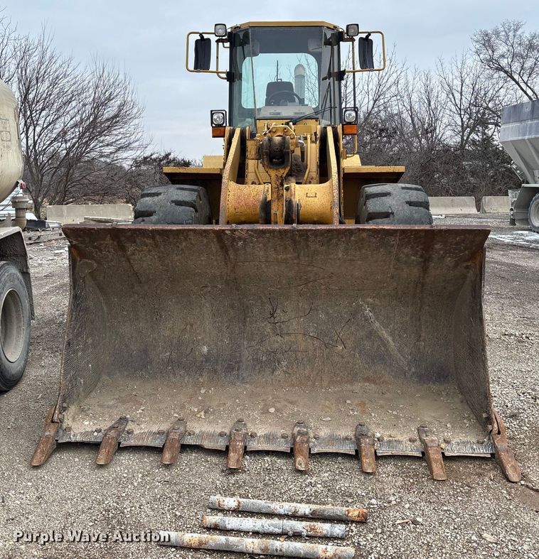 image for item FO3512 1996 Caterpillar 950F wheel loader