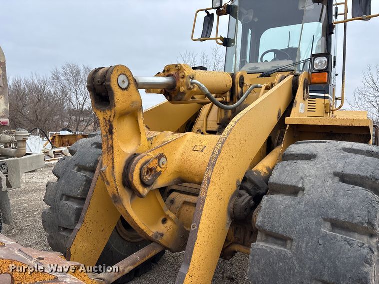 image for item FO3512 1996 Caterpillar 950F wheel loader