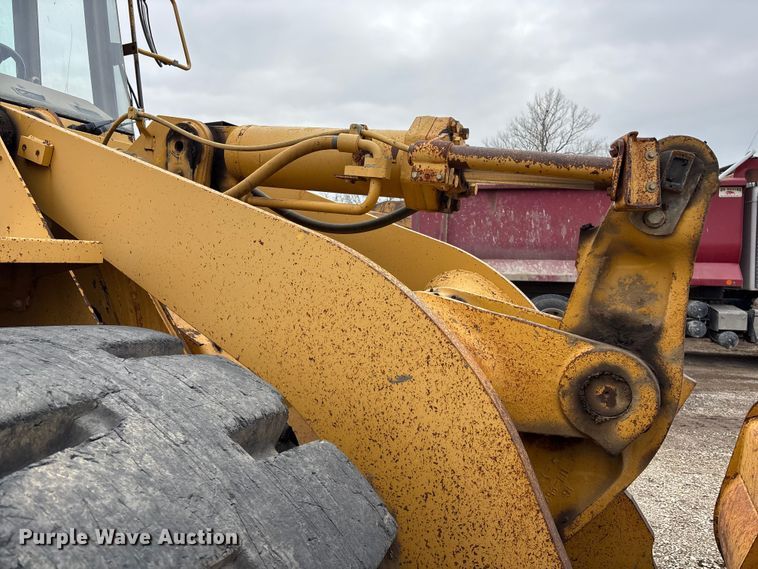image for item FO3512 1996 Caterpillar 950F wheel loader