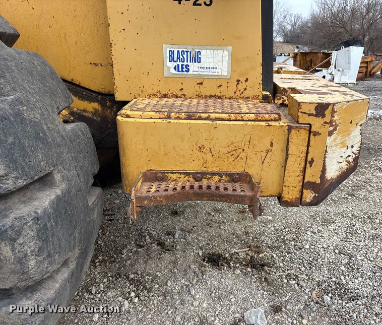 image for item FO3512 1996 Caterpillar 950F wheel loader