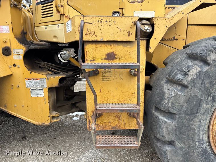 image for item FO3512 1996 Caterpillar 950F wheel loader