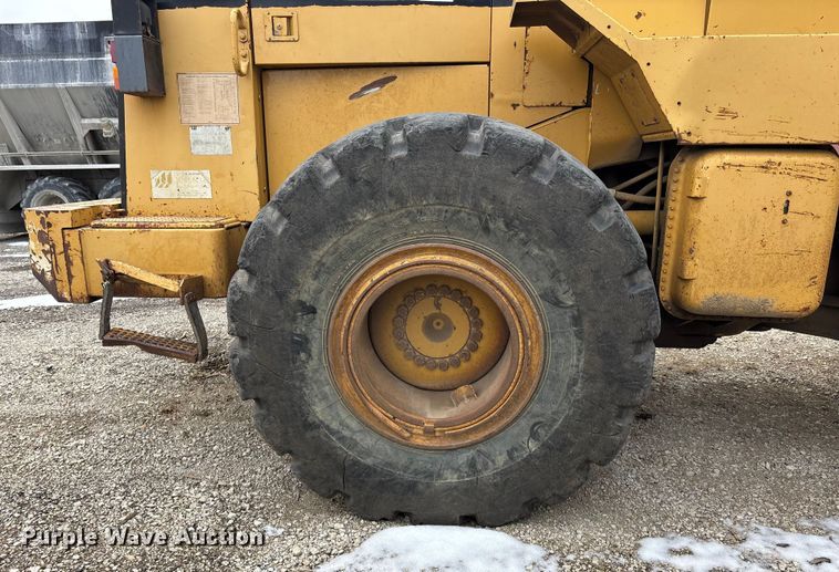 image for item FO3512 1996 Caterpillar 950F wheel loader