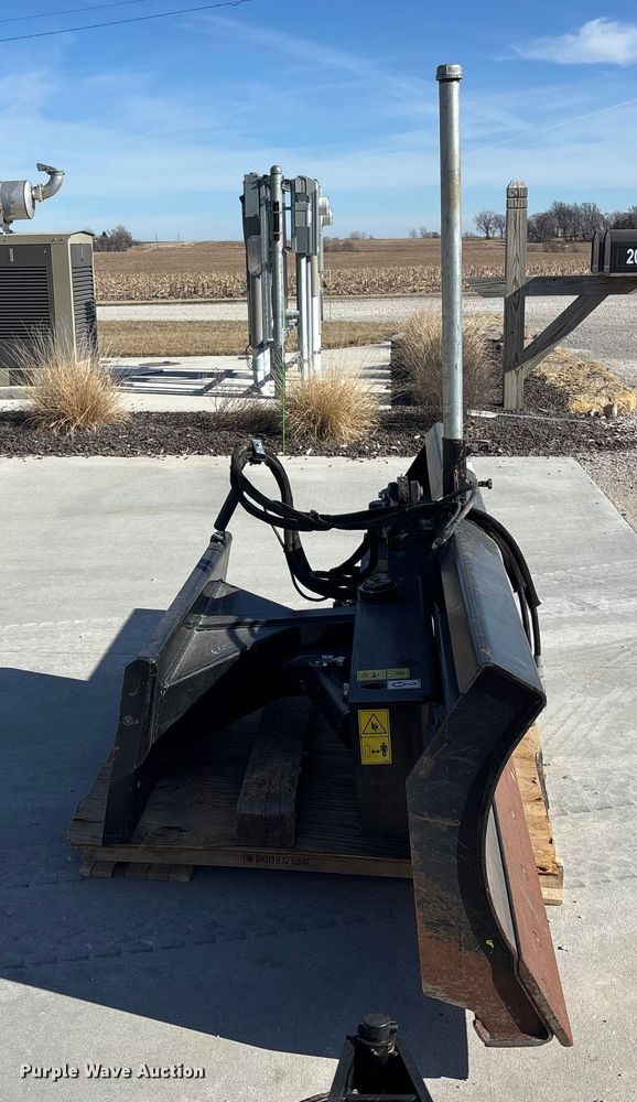 image for item FO3528 2012 Brad I HDB96 skid steer dozer blade