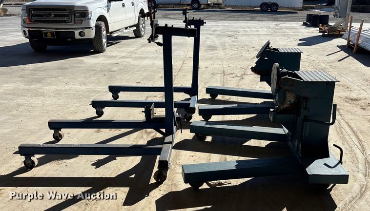 image for item FO3535 (4) engine stands