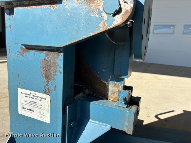 image for item FO3535 (4) engine stands