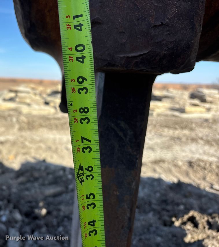 image for item FO3574 2015 John Deere 1050K dozer