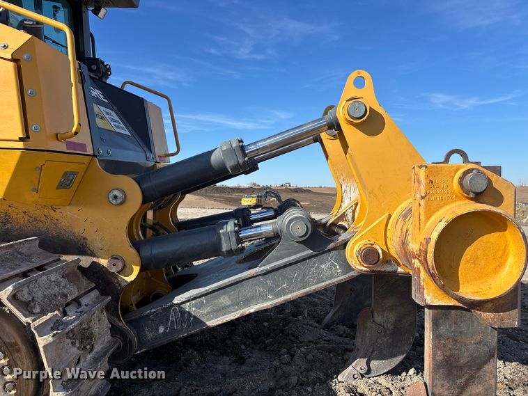 image for item FO3574 2015 John Deere 1050K dozer