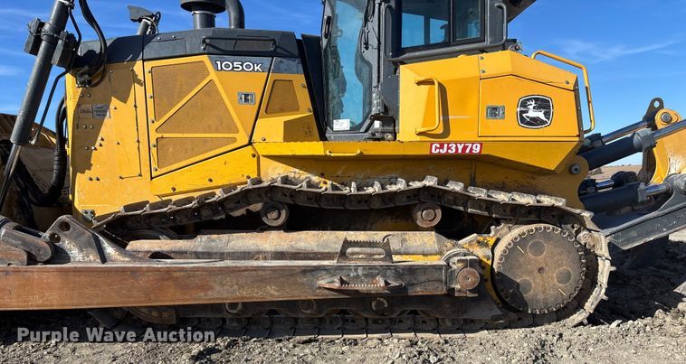 image for item FO3574 2015 John Deere 1050K dozer