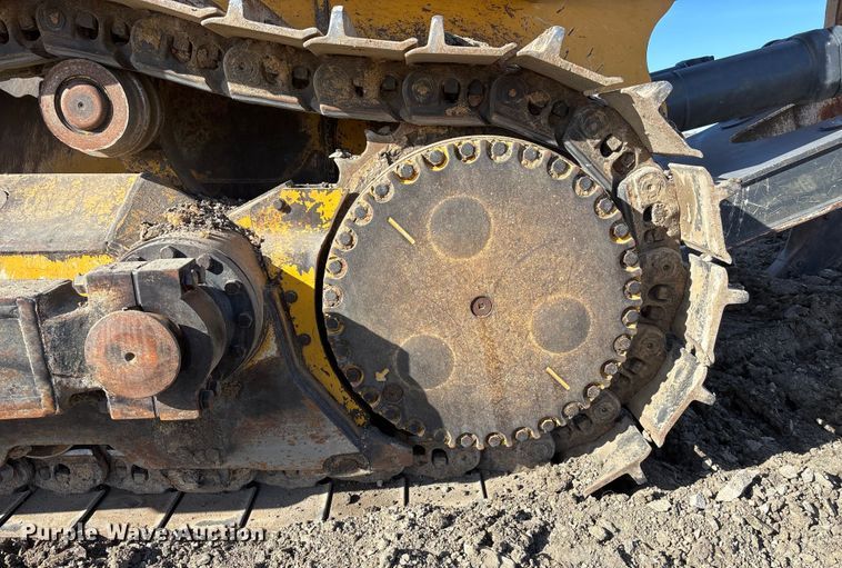 image for item FO3574 2015 John Deere 1050K dozer