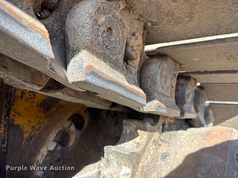 image for item FO3574 2015 John Deere 1050K dozer