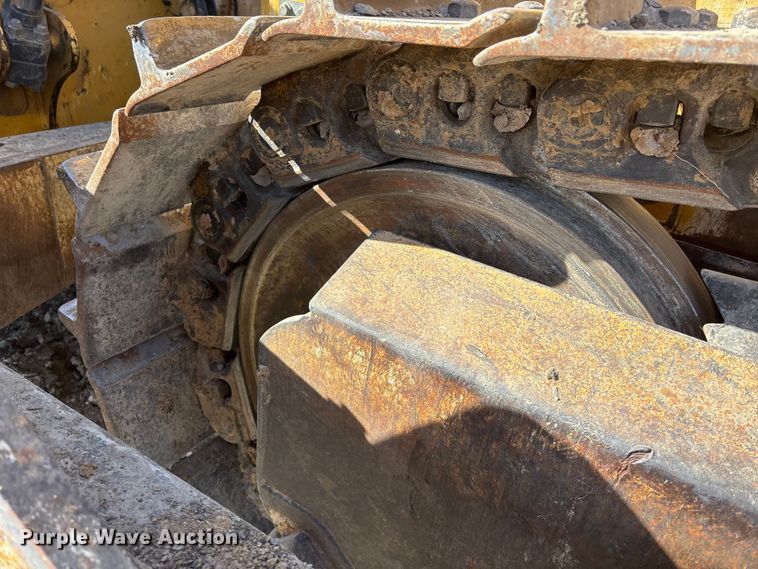 image for item FO3574 2015 John Deere 1050K dozer