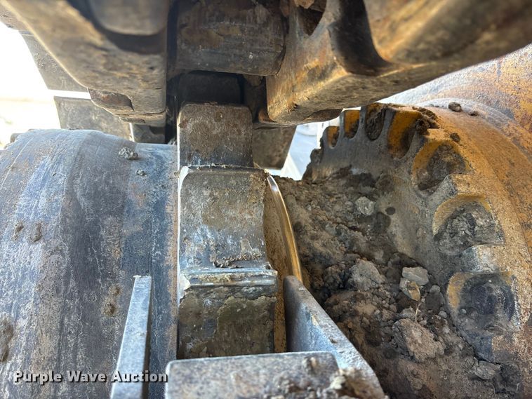 image for item FO3574 2015 John Deere 1050K dozer