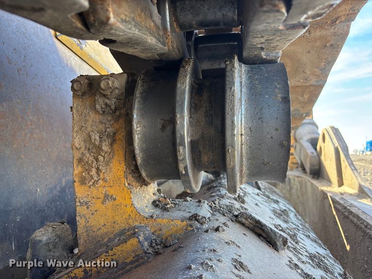 image for item FO3574 2015 John Deere 1050K dozer