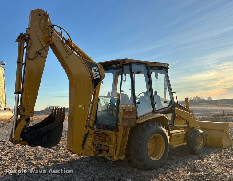 image for item FO3579 1998 Caterpillar 426C backhoe