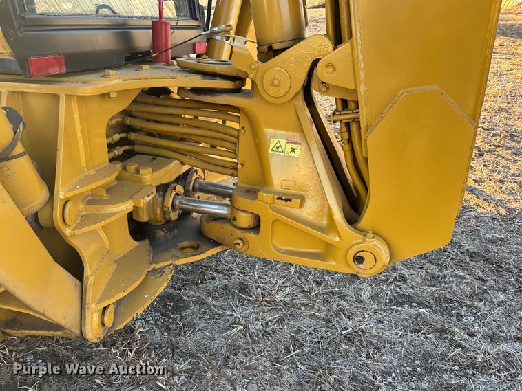 image for item FO3579 1998 Caterpillar 426C backhoe
