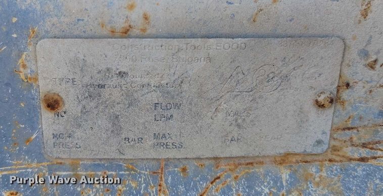 image for item IH9432 2016 B&D Fabricators Atlas plate compactor