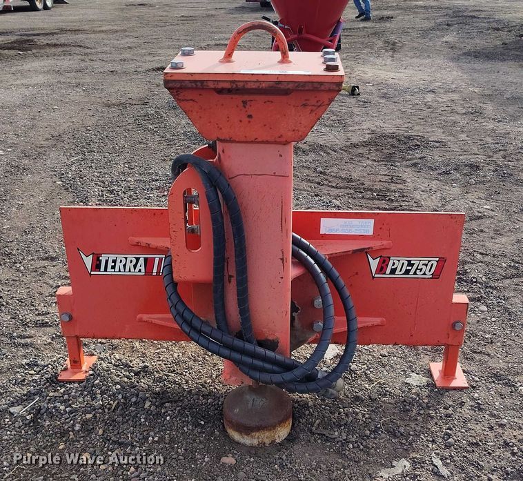 image for item IH9433 Eterra BPD-750 skid steer post driver