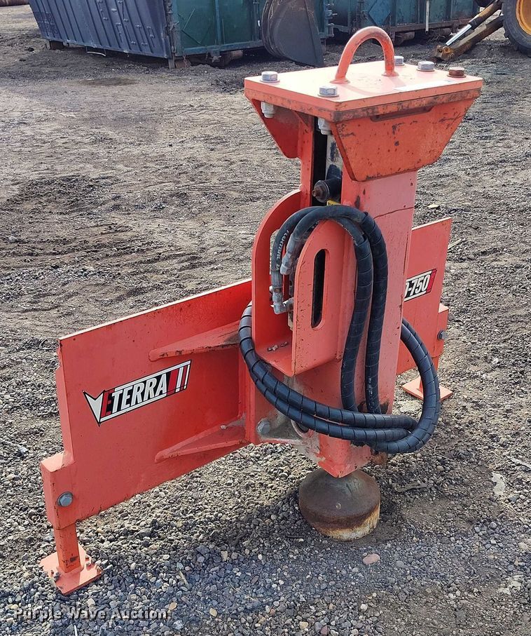 image for item IH9433 Eterra BPD-750 skid steer post driver