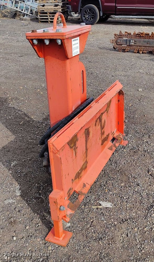 image for item IH9433 Eterra BPD-750 skid steer post driver