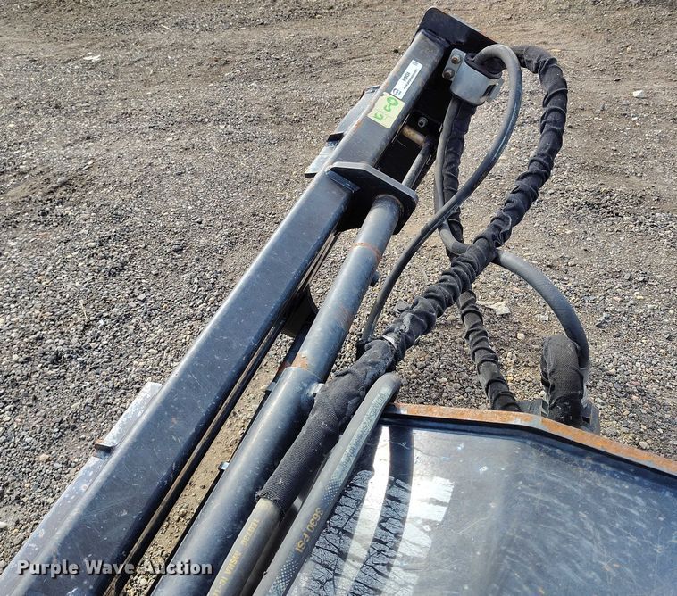 image for item IH9434 Caterpillar T9B skid steer trencher