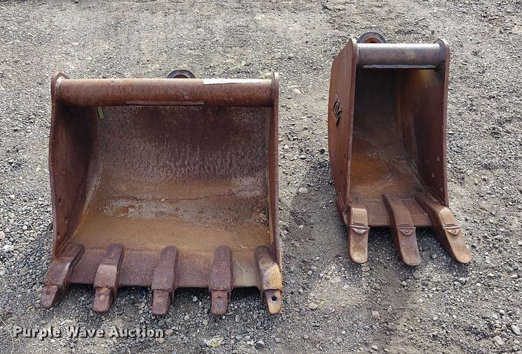 image for item IH9436 (2) Tag excavator buckets