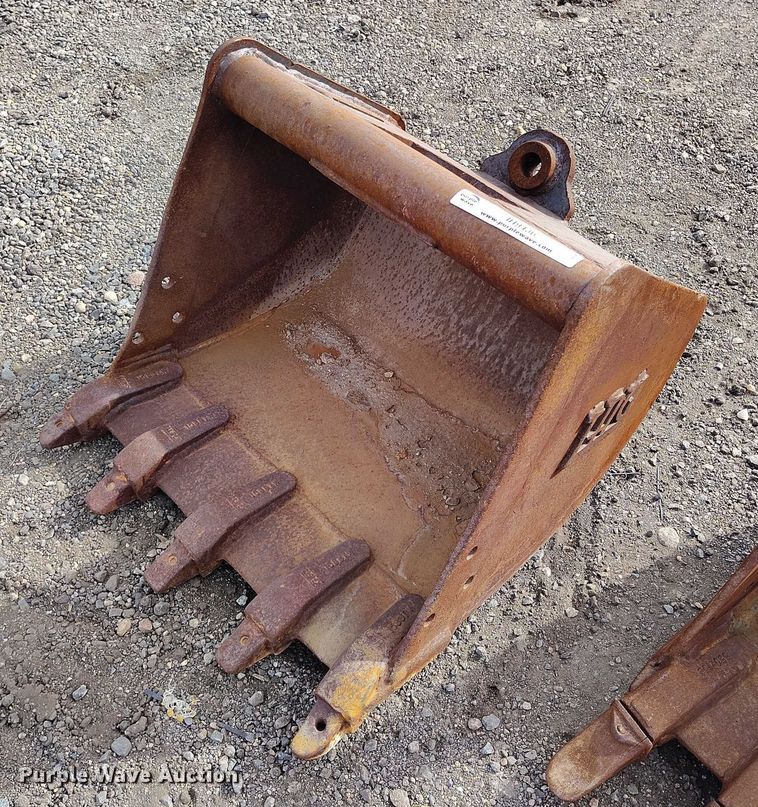 image for item IH9436 (2) Tag excavator buckets