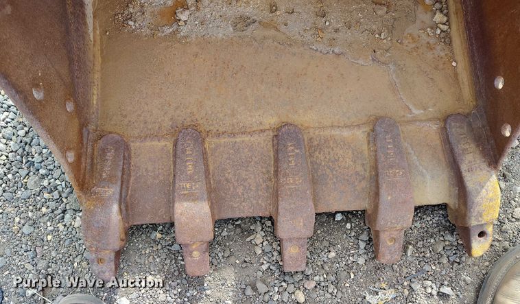 image for item IH9436 (2) Tag excavator buckets