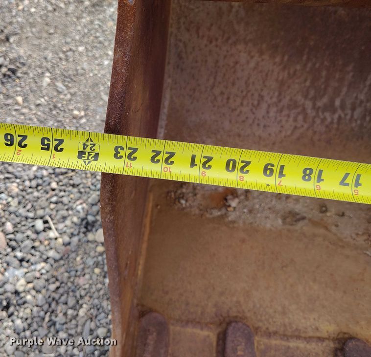 image for item IH9436 (2) Tag excavator buckets