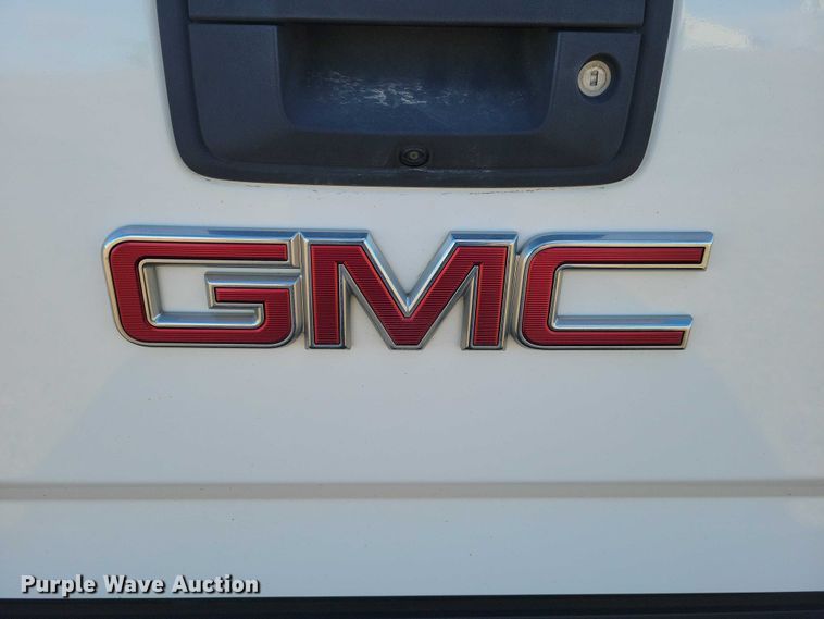 image for item NK9766 2017 GMC Sierra 1500 Crew Cab pickup truck