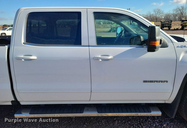 image for item NK9766 2017 GMC Sierra 1500 Crew Cab pickup truck