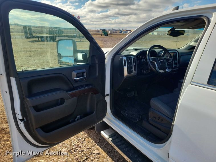 image for item NK9766 2017 GMC Sierra 1500 Crew Cab pickup truck