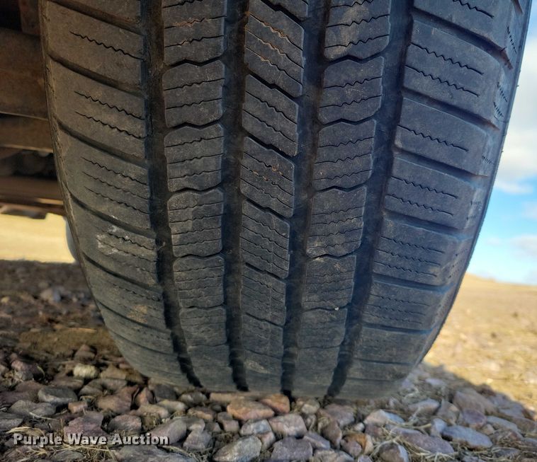 image for item NK9766 2017 GMC Sierra 1500 Crew Cab pickup truck