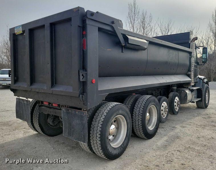 image for item NK9771 2017 Volvo VHD64F dump truck