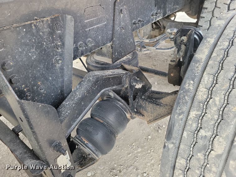 image for item NK9771 2017 Volvo VHD64F dump truck