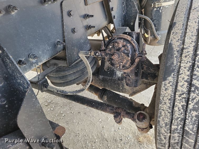 image for item NK9771 2017 Volvo VHD64F dump truck