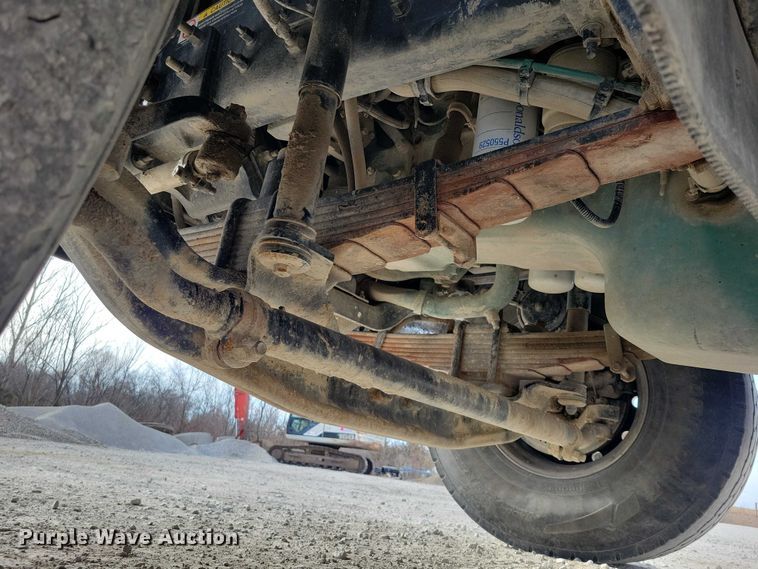 image for item NK9771 2017 Volvo VHD64F dump truck