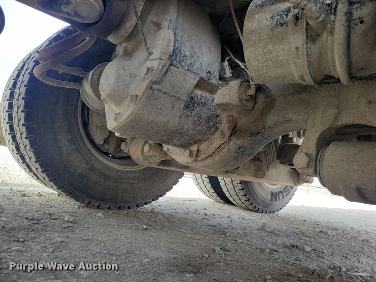 image for item NK9771 2017 Volvo VHD64F dump truck