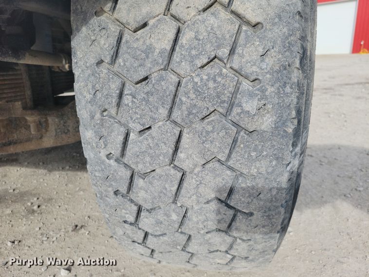 image for item NK9771 2017 Volvo VHD64F dump truck