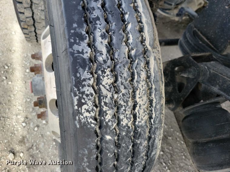 image for item NK9771 2017 Volvo VHD64F dump truck