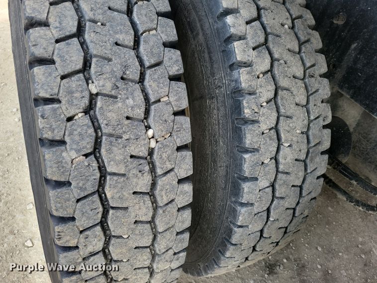 image for item NK9771 2017 Volvo VHD64F dump truck