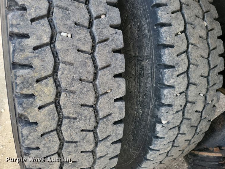 image for item NK9771 2017 Volvo VHD64F dump truck