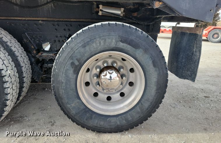 image for item NK9771 2017 Volvo VHD64F dump truck