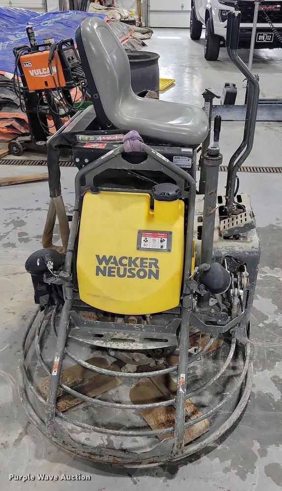 image for item NK9774 Wacker Neuson CRT36-26A power trowel