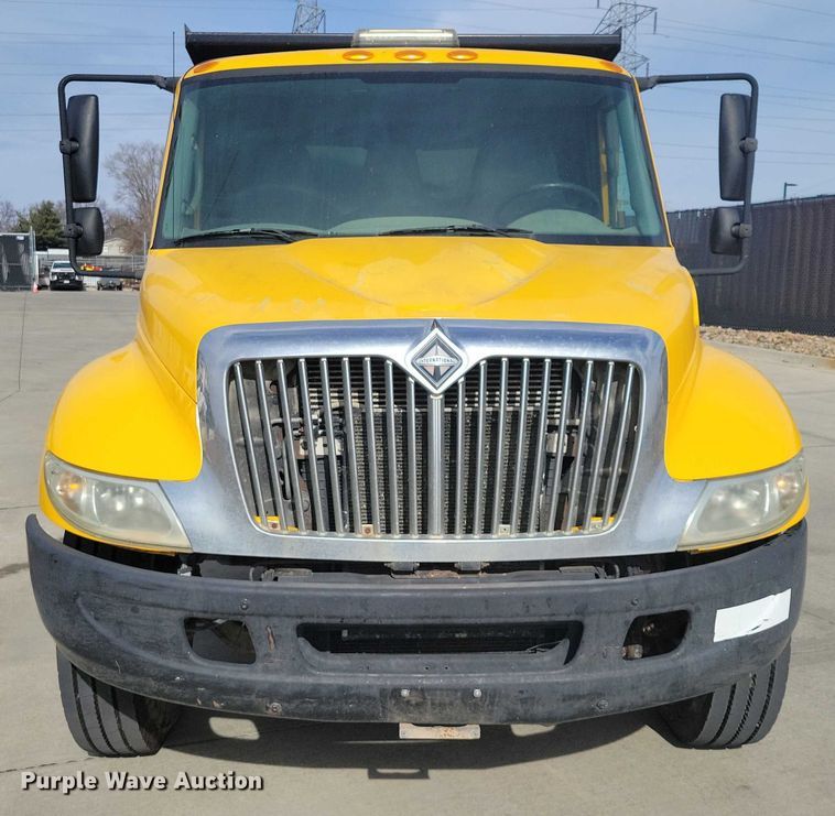 image for item NK9781 2008 International 4300 dump truck