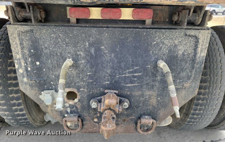 image for item NK9781 2008 International 4300 dump truck