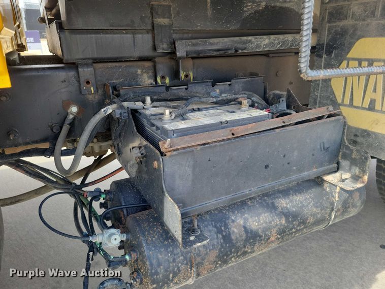 image for item NK9781 2008 International 4300 dump truck