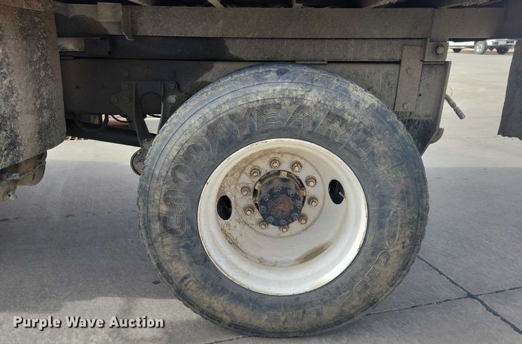 image for item NK9781 2008 International 4300 dump truck