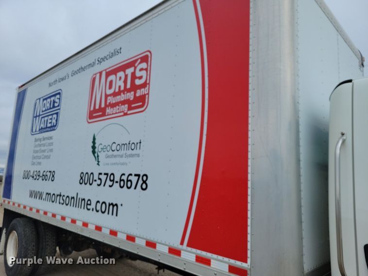 image for item NK9783 2006 Freightliner  Business Class M2 box truck