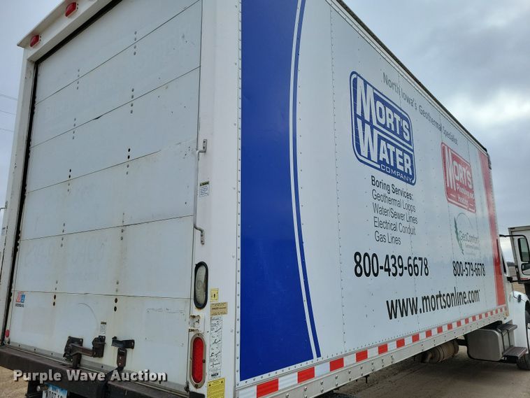 image for item NK9783 2006 Freightliner  Business Class M2 box truck