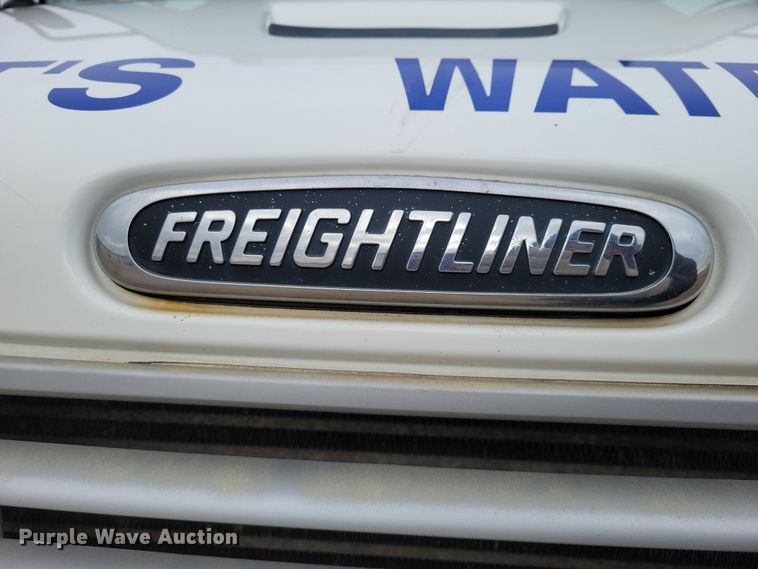 image for item NK9783 2006 Freightliner  Business Class M2 box truck